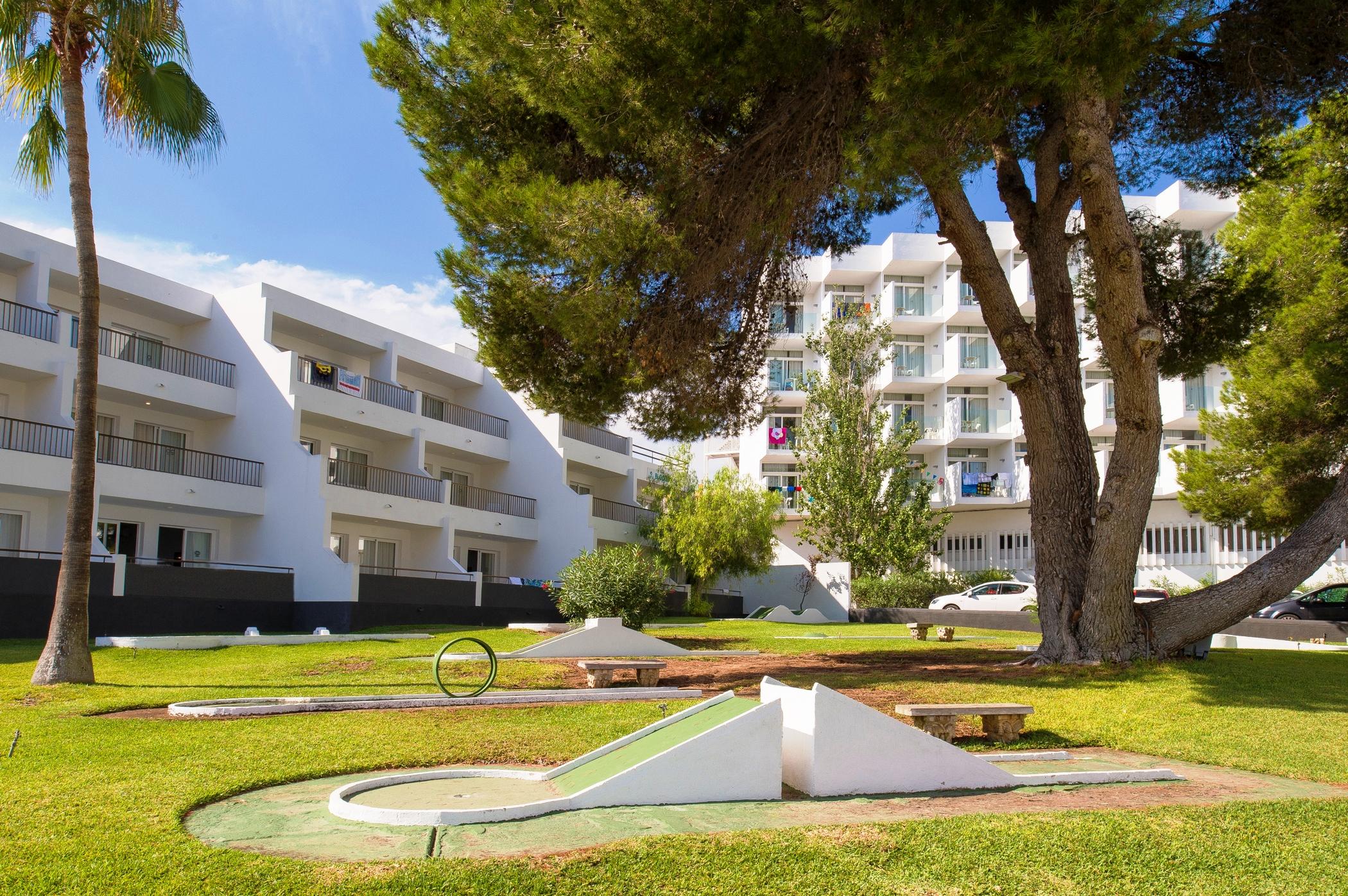Apartamentos Vibra Riviera San Antonio  Exteriör bild
