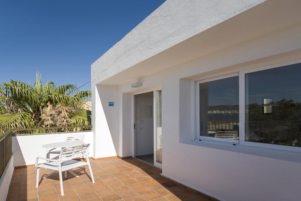 Apartamentos Vibra Riviera San Antonio  Exteriör bild