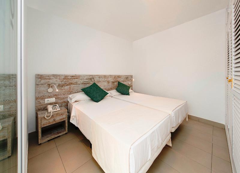 Apartamentos Vibra Riviera San Antonio  Exteriör bild