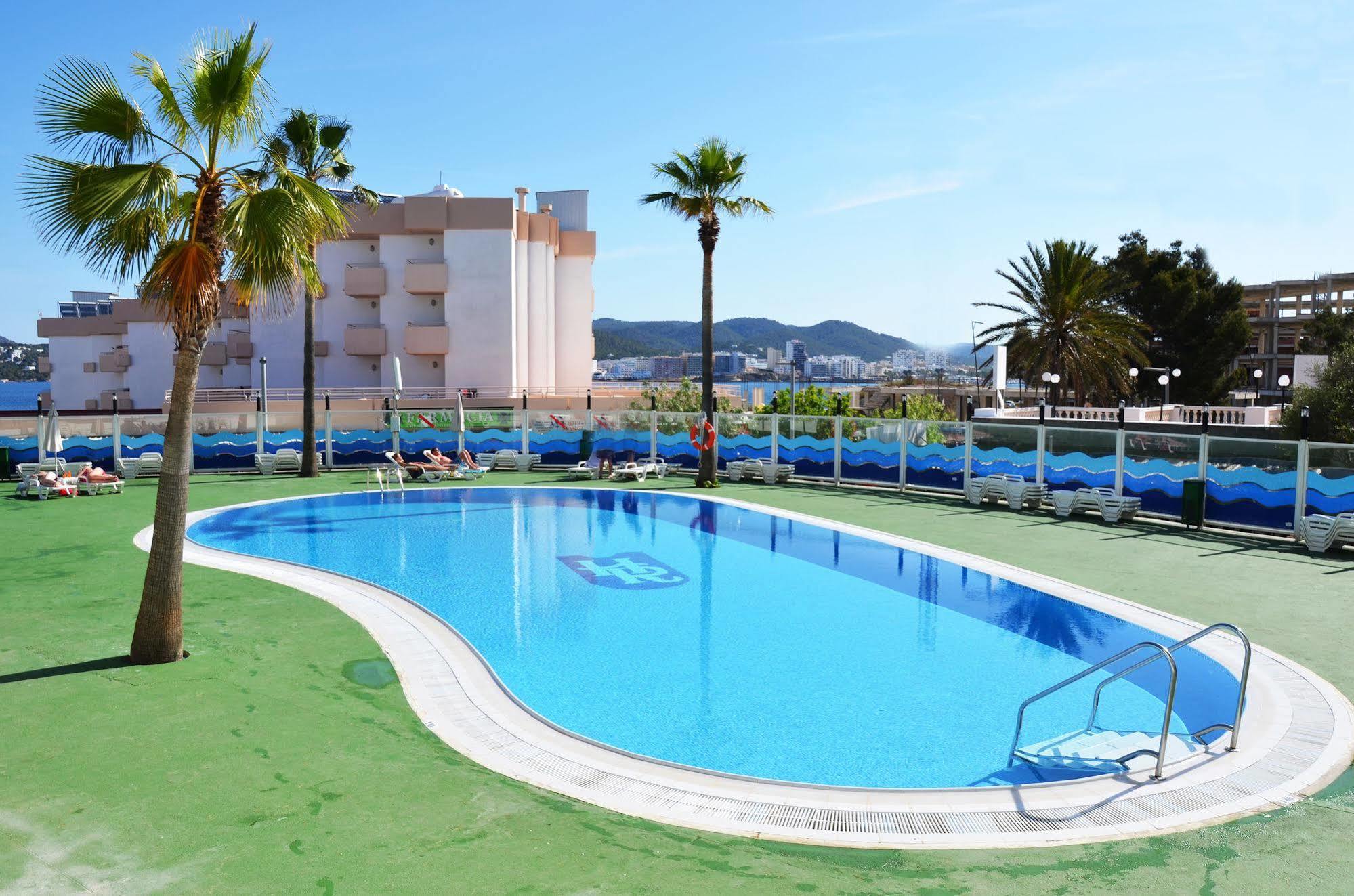 Apartamentos Vibra Riviera San Antonio  Exteriör bild